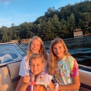 Meet your Posher, Christina